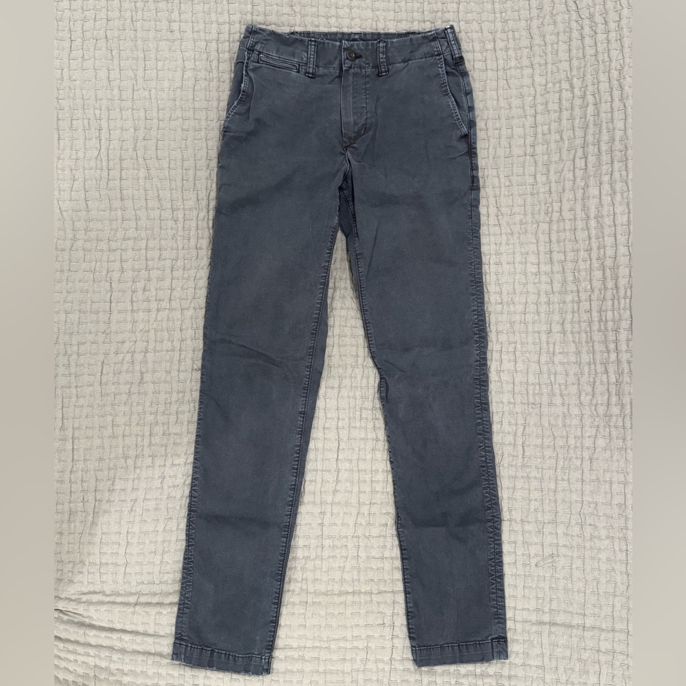 American Eagle Mens Slim Lived-in Khaki Chino Navy Pants